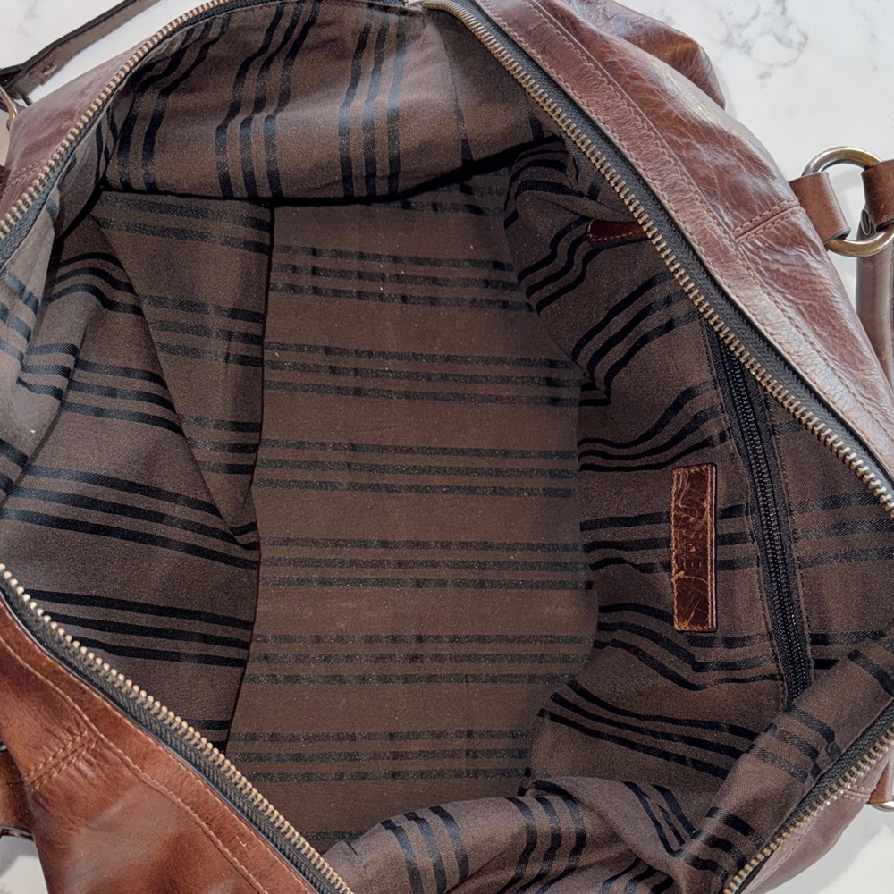 Frye Logan Weekender - Picture 6 of 6